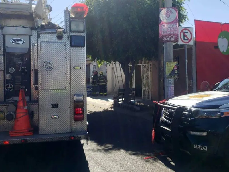 Fuga de gas provoca explosión en pizzería de Querétaro