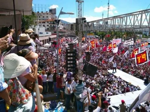 Pide AMLO al INE dar resultados de elección más temprano