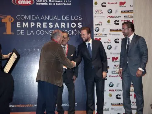 Luis Banck reconoce el trabajo de la CMIC