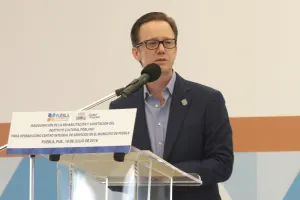 Puebla ha superado esquemas paternalistas: Luis Banck