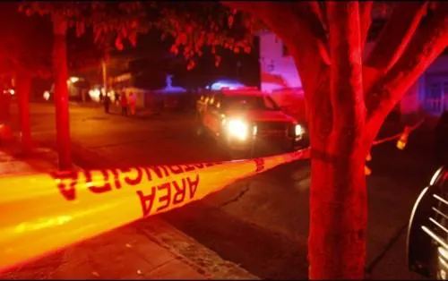 Grupo armado asesina a seis personas en un palenque de Chihuahua