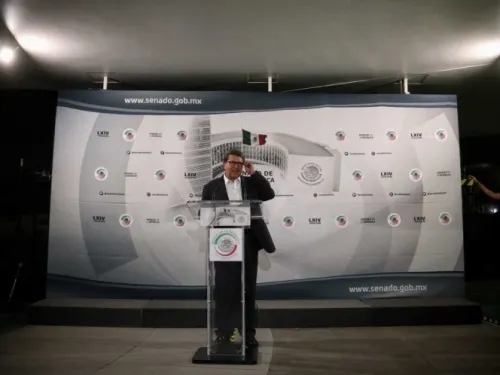 Morena ‘mete reversa’ sobre más impuestos a refrescos, herencias…