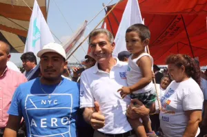 Promete Tony Gali rehabilitar Carretera Atencingo-Puente del Muerto