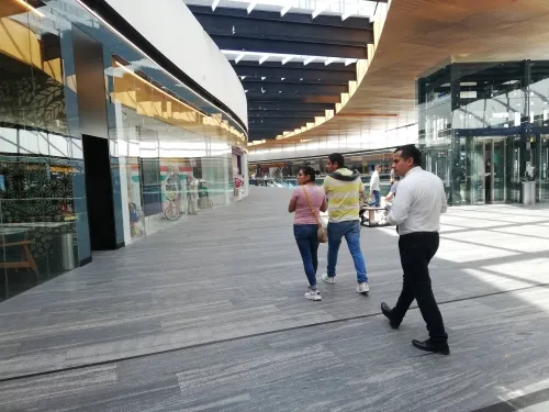 Gobierno prepara plan estratégico en economía para apoyar a trabajadores, campesinos y empresarios