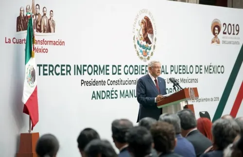 AMLO y su propio Arco del Triunfo