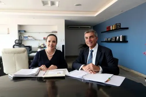 Refrenda Tony Gali compromiso de mejorar los servicios de salud para las y los poblanos