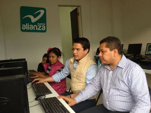 ”Yo me Conecto” ha beneficiado a más de 300 mil personas: Islas Maldonado