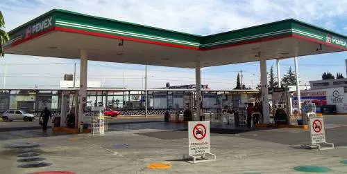 En vilo, gasolineras que fueron abiertas en la pasada administración municipal