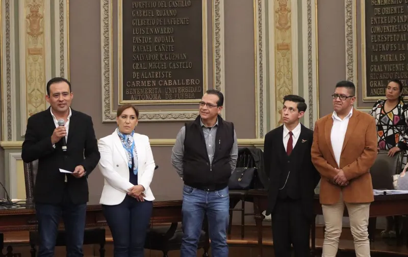 congreso-puebla-visita-estudiantes-buap-uaem