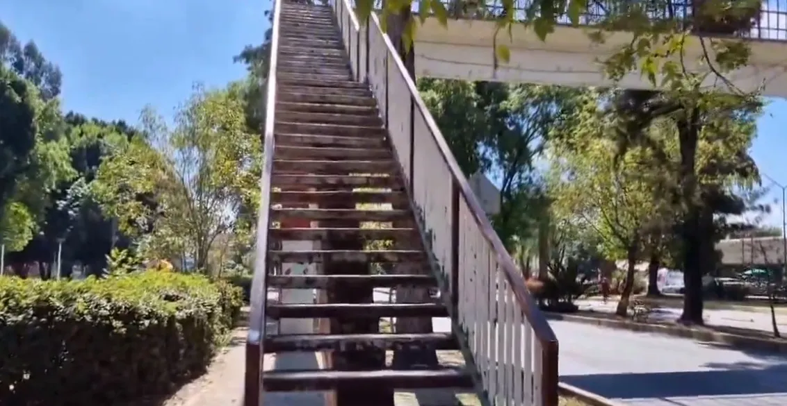 Retiro del Puente peatonal frente al CENHCH costará dos millones de pesos: Adán Domínguez