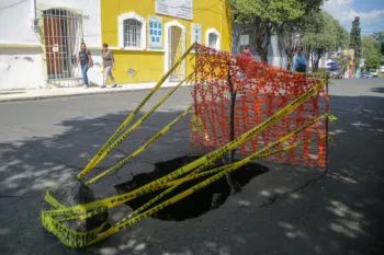 Socavones son detectados principalmente en el Centro Histórico de Puebla: Infraestructura