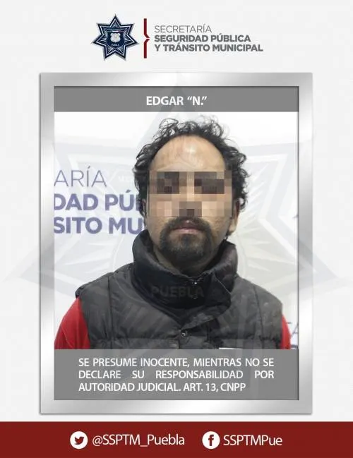 Detienen a dos por robo a tienda Oxxo