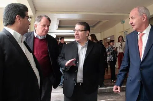 Prepara Doger lista con los nombre los priistas traidores