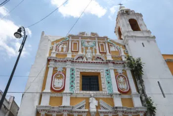 Roban 12 cuadros de arte sacro del Templo de los Gozos de María en el Centro Histórico de Puebla
