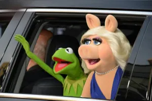La Rana René y Miss Piggy terminan