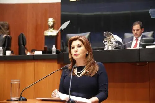 De regresos al congreso y despidos en el PRD