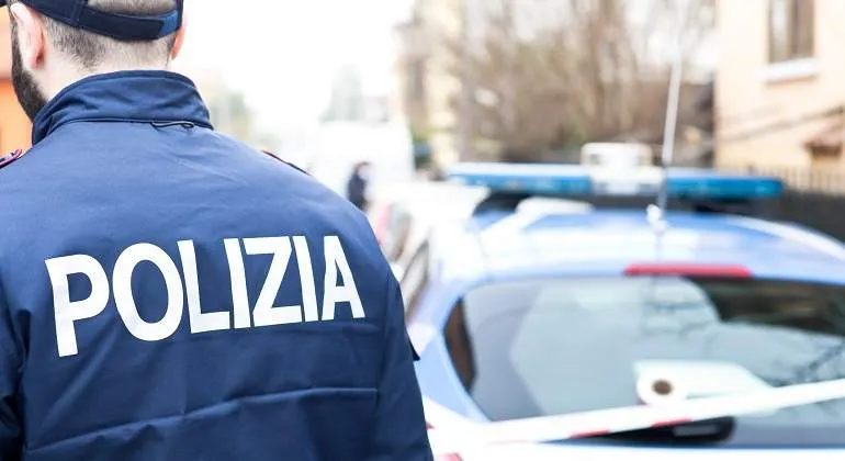 Policía italiana