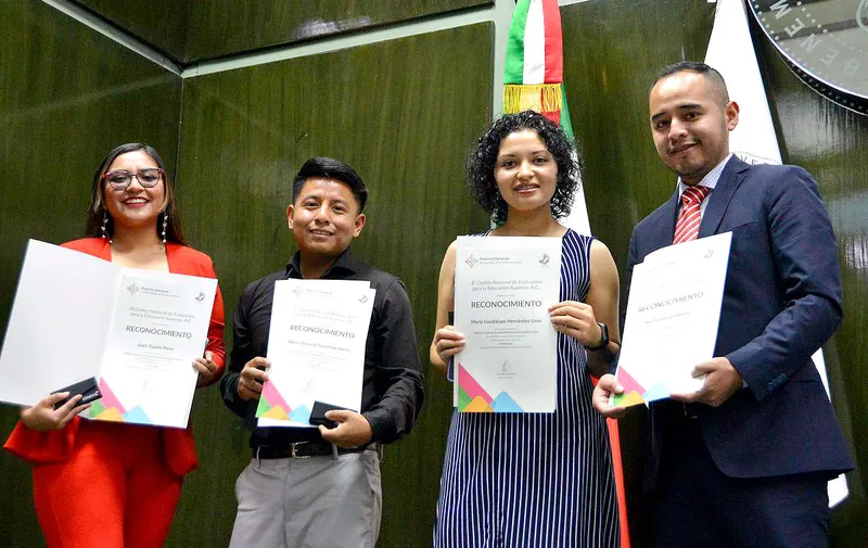 buap-premio-ceneval-al-desempeno-de-excelencia-egel