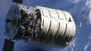 ¿Es realmente una buena idea? NASA planea provocar incendio en espacio