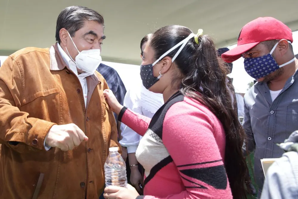 “Gobierno del estado responde por su gente”: MBH; realiza gira de trabajo en la zona del socavón