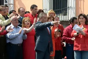 Enrique Agüera rinde protesta como candidato de Mover a Puebla