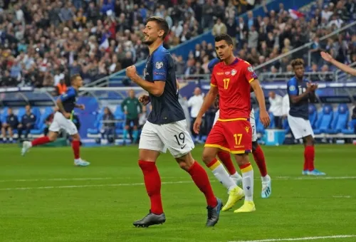 Francia vence 3-0 a Andorra en eliminatoria a la Euro 2020