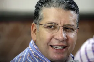 Federación debe promocionar reforma energética: Dóger