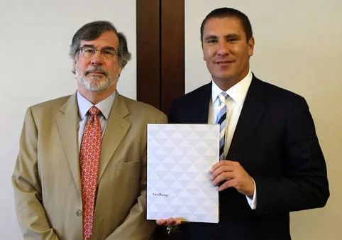 Fitch califica con perspectiva crediticia de largo plazo a administración de RMV