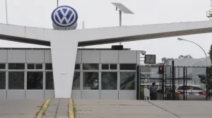 VW colocó en México 32 mil autos diésel sujetos a investigación