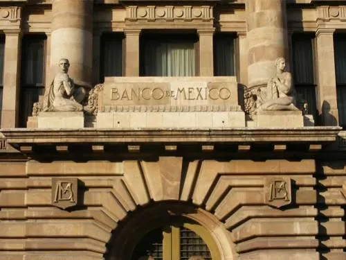 Analistas suben pronóstico de inflación a 5.60% para 2017