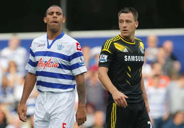 John Terry deja la selección inglesa por acusaciones de racismo
