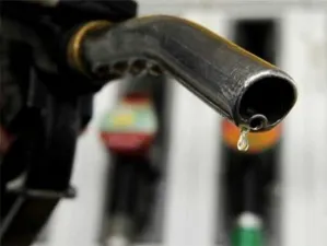 Se mantienen costos de gasolinas para el 28 de febrero