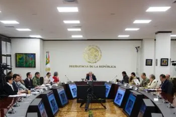 AMLO hace pública por primera vez la reunión con Gabinete de Seguridad 