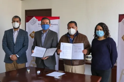 Firma SMT convenio de colaboración con Nacional Financiera