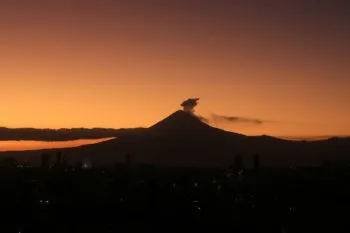 Por actividad del Popocatépetl, habrá caída de ceniza en Puebla