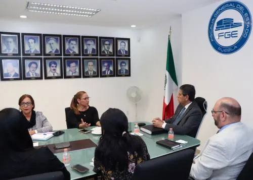 La Fiscalía de Puebla y Diputadas de la LX Legislatura trabajan con perspectiva de género