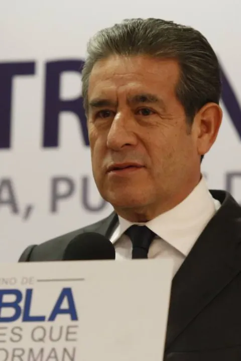 Falsas las acusaciones que lanzó el senador Barbosa de pedir “moches” a alcaldes de Puebla: SGG