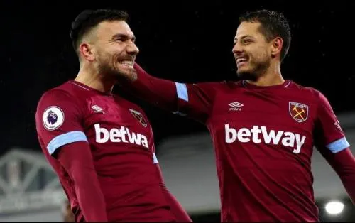 Con asistencia de ”Chicharito”, West Ham vence al Fulham