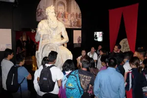 6 de enero niños entran gratis a exposición de Miguel Ángel