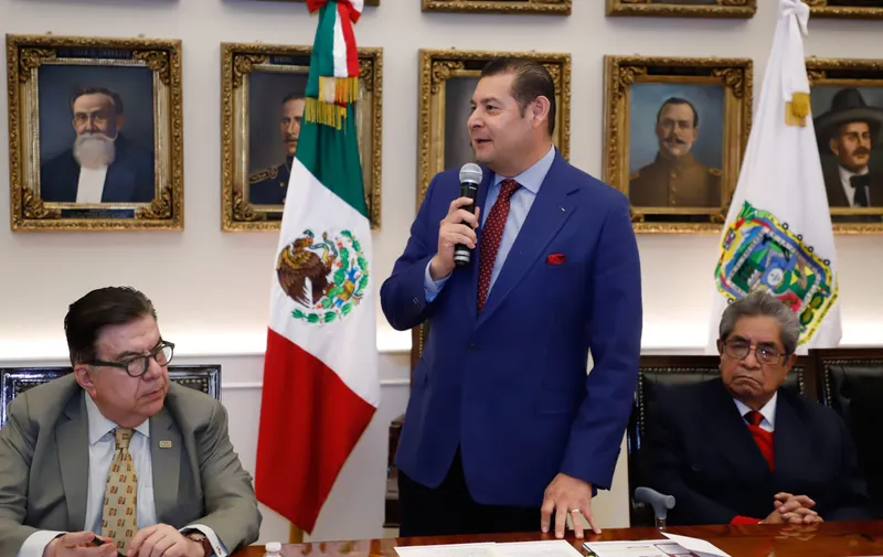 Convenio INAP-IAP impulsará la profesionalización de servidores públicos en Puebla: Armenta