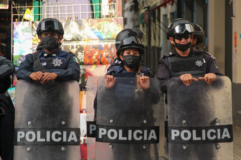 Gobierno municipal continúa con operativos para inhibir el comercio informal en el Centro Histórico