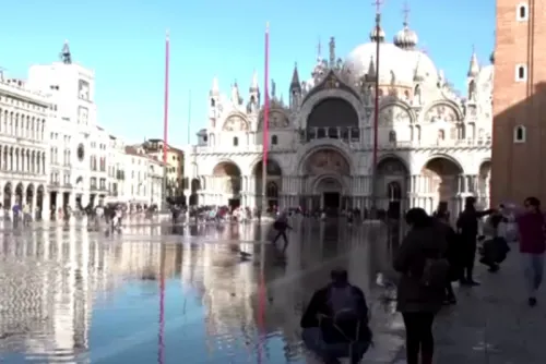 Histórica Basílica en Venecia enfrenta serios daños tras inundación