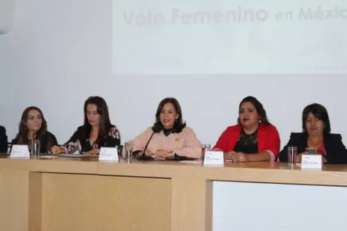Congreso del Estado Conmemora del 65 Aniversario del Voto Femenino en México