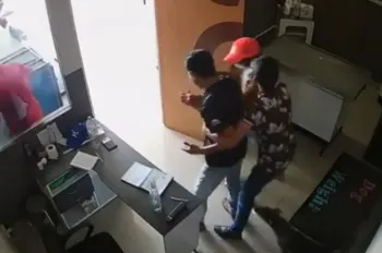 VIDEO Cámara de seguridad graba asalto violento en veterinaria de Cuautlancingo