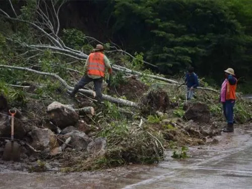 Declaran emergencia en 27 municipios de Puebla por “Katia”