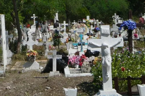 Por saturación, urgen a traslado de panteón de San Baltazar Campeche