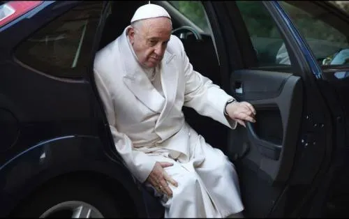 Cada viernes el Papa recibe y consuela a víctimas de abusos sexuales