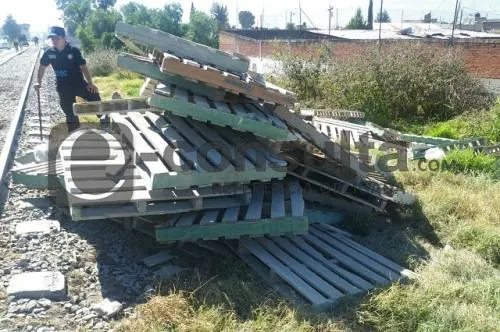 Saquean trenes en San Pablo Xochimehuacan