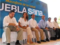 Macroferia de salud en Zacatlán