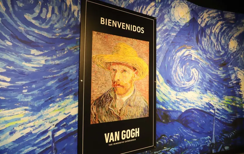 van-gogh-the-immersive-experience-puebla